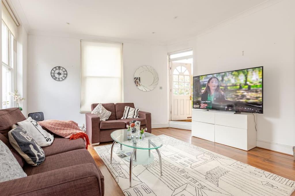 Appartamento 2 Bedroom Flat In St Johns Wood Londra