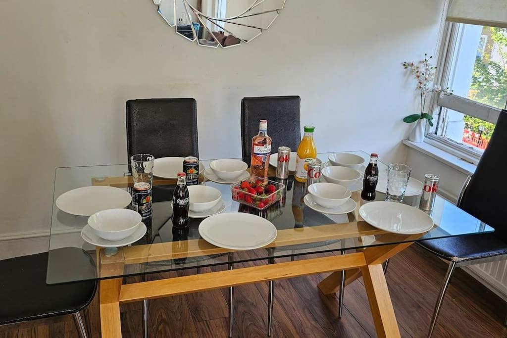 2 Bedroom Flat In St Johns Wood Appartamento